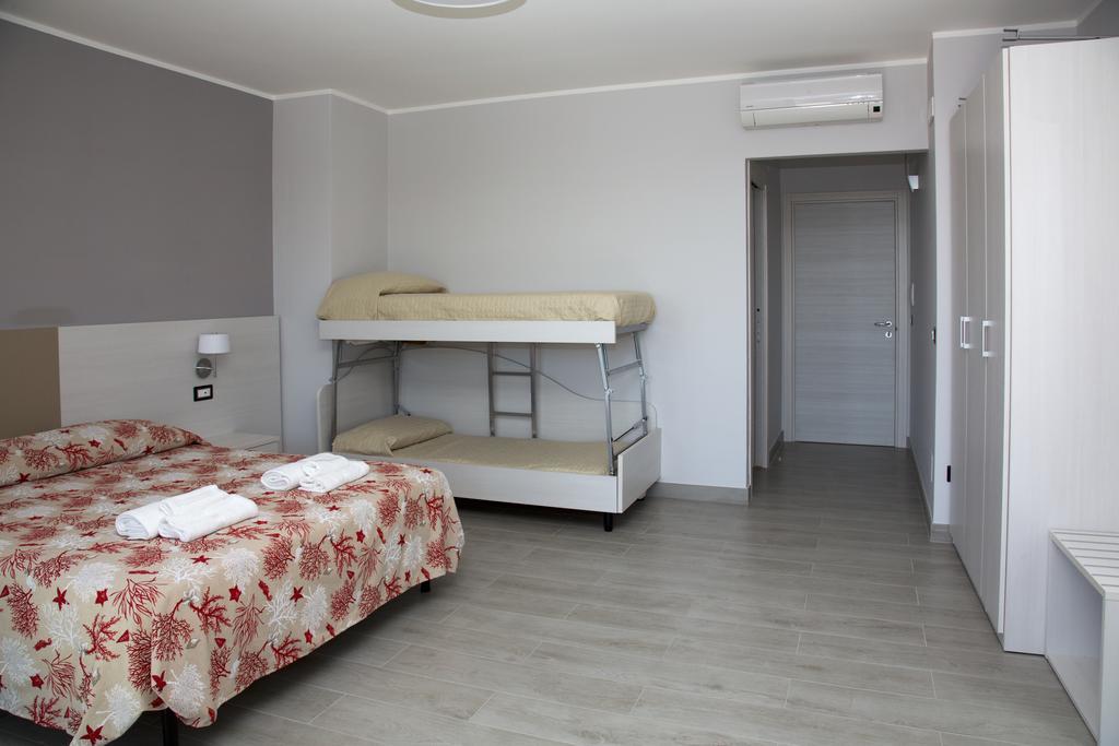 Meuble Leonetti Bed & Breakfast Centola Exterior photo